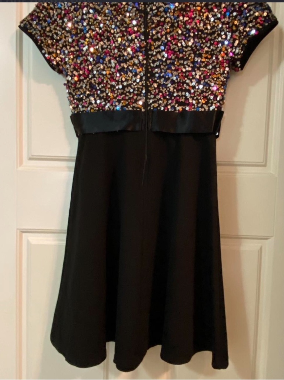 Three Pink Hearts Girls Black Multicolor Sequin Party Dress Satin Bow Size S - Picture 3 of 3